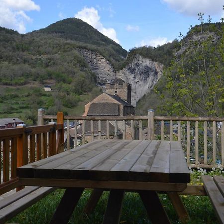 Hotel Rural El Porton De Murillo Broto Ngoại thất bức ảnh