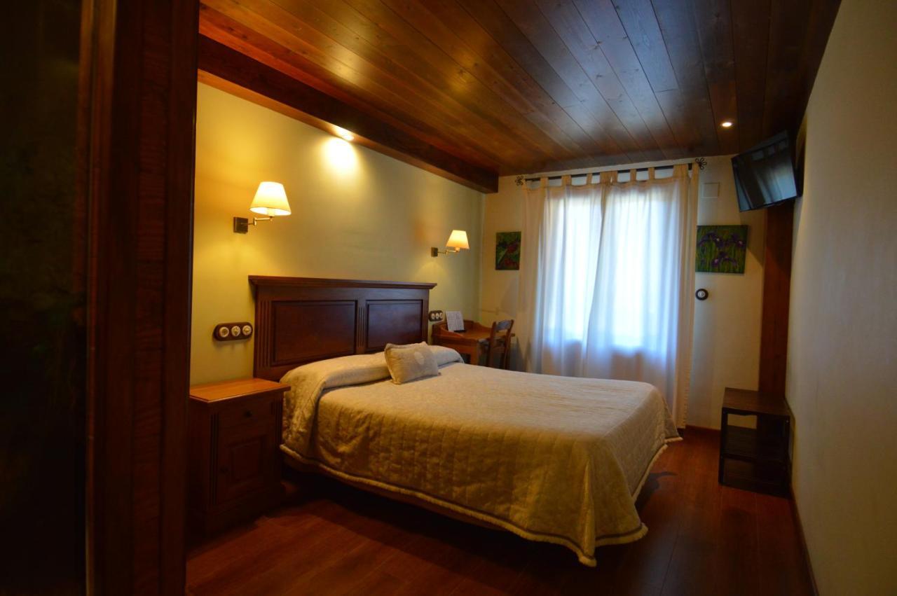 Hotel Rural El Porton De Murillo Broto Ngoại thất bức ảnh