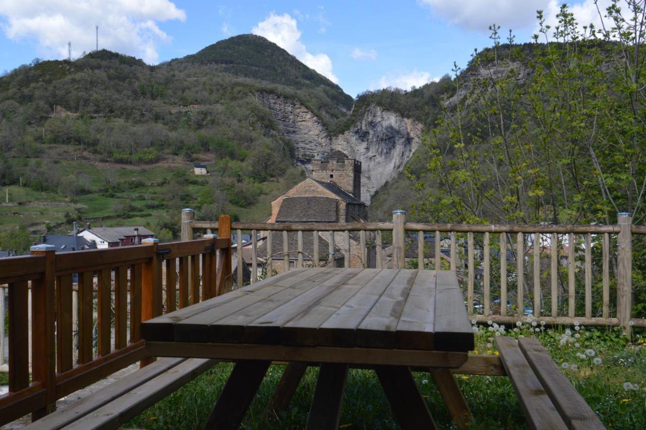 Hotel Rural El Porton De Murillo Broto Ngoại thất bức ảnh