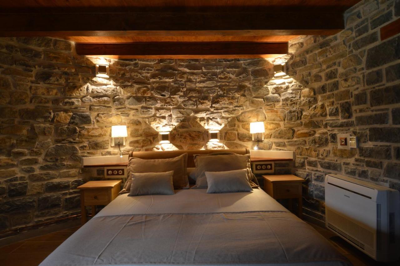 Hotel Rural El Porton De Murillo Broto Ngoại thất bức ảnh