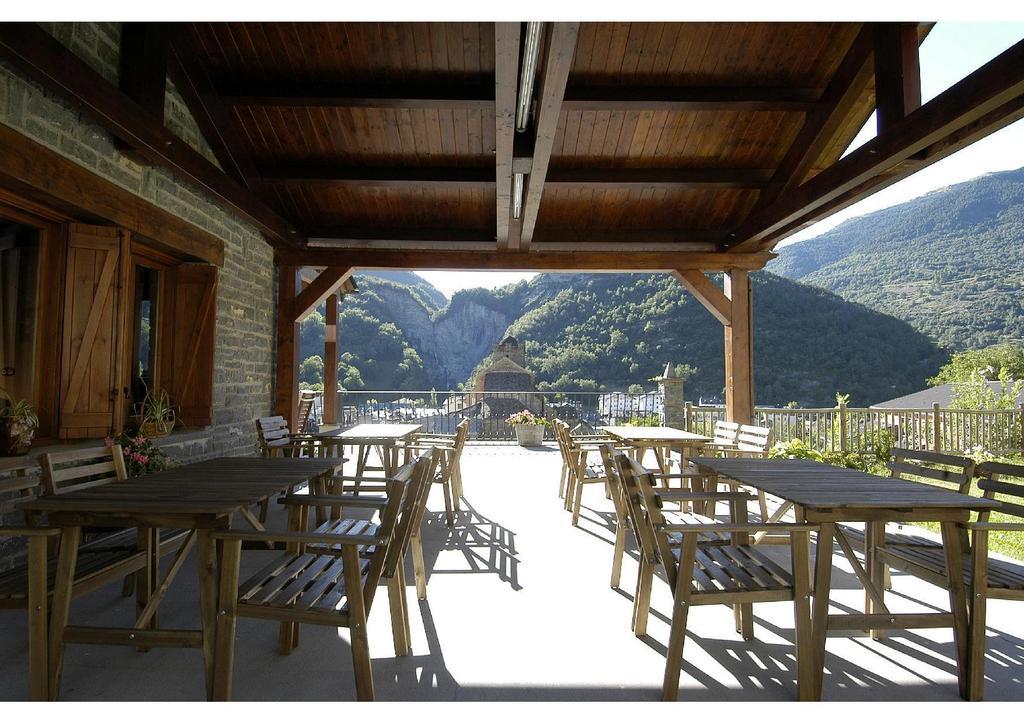 Hotel Rural El Porton De Murillo Broto Ngoại thất bức ảnh